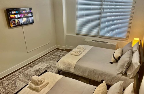 Aurora Highlands Apartamento | ComfyGetaway by DC Metro Airport