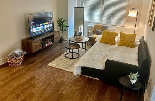 Aurora Highlands Apartamento | ComfyGetaway by DC Metro Airport
