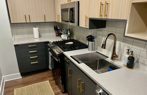 Aurora Highlands Apartamento | ComfyGetaway by DC Metro Airport