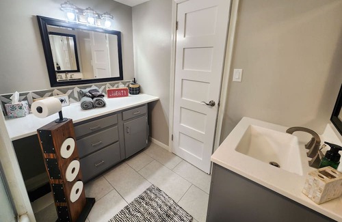 Manhattan Casa | Adorable and Charming Single-Family Home!