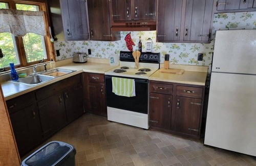 Winthrop Cabaña | Spectacular Cottage on COBBOSSEE LAKE!