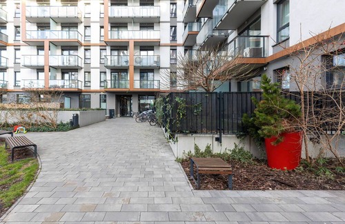 Mokotow Apartamento | Bright Blue Apartment by Renters