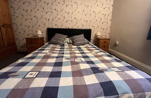 Bloxwich Casa | 3 Bed Terraced House near NEC, Birmingham International with free parking