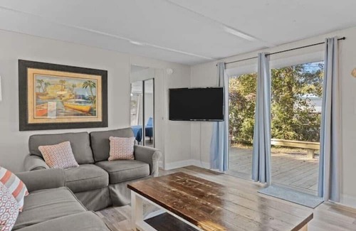 Peletier Casa | The Shack at Pettiford Creek