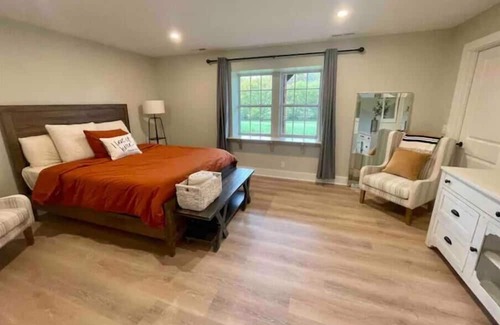 Thompson's Station Casa | Leipers Fork Guest Favorite, central to Franklin