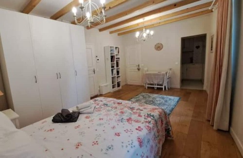 La Ferte-sous-Jouarre Apartamento | Vrbo Property