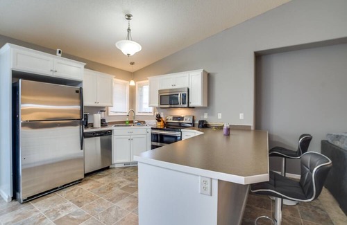 West Fargo Casa | Pet-Friendly North Dakota Escape w/ Fenced-In Yard