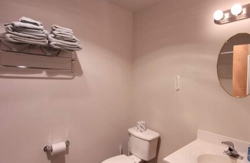 Oscoda Casa | The Motel Room - #10