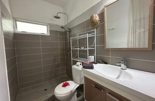 Taiarapu-Ouest Casa | Anapa’s Studio