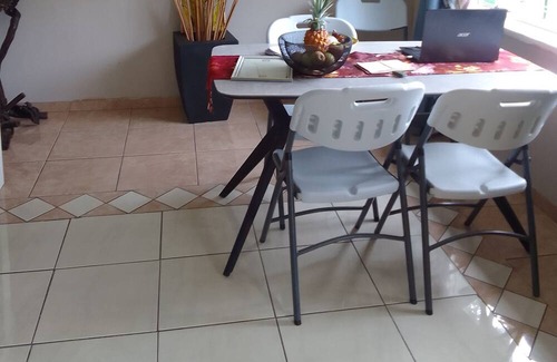 Gaborone Casa | Birdville BnB Guesthouse