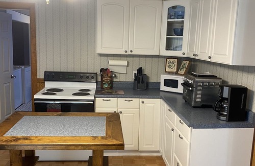 Blue Jay Casa | Conveniently located off I-64, in the heart of the New River Gorge National Park