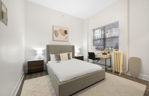 Brooklyn Casa | Sleek & Stylish Apartment in Trendy Brooklyn