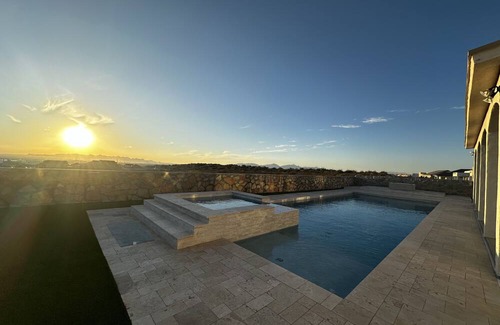 Biggs Field Casa | Beautiful East El Paso Home with a view and a pool!