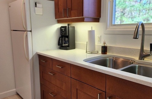 Dyke Cabina | Laurelwood