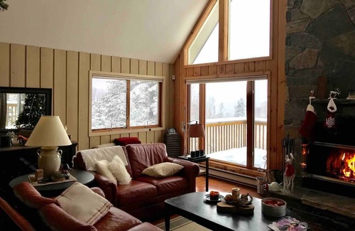 Wilmington Cabina | Cozy Ski Retreat with Haystack Mountain View