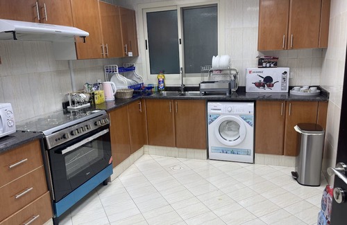 Ajman Apartamento | Amazing Beachfront Holiday Home