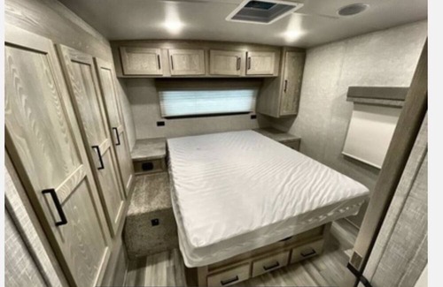 Elmo Casa | Cozy 2-Person RV Getaway