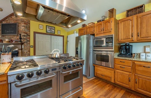Candler Casa | Historic Engadine House Suite S5