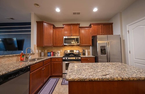 Charlotte Casa | Charlotte - 10012 Juniper