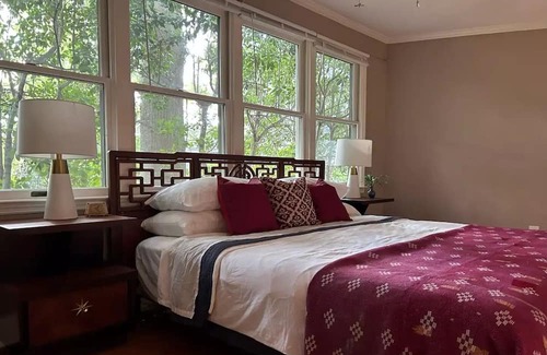 Candler Park Cabaña | Retrofun Cottage in Candler Park