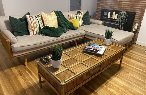 Lakewood Casa | Stylish Mid-century 3 bed 2 bath Home by Lake Steilacoom, JBLM, the beach and I5