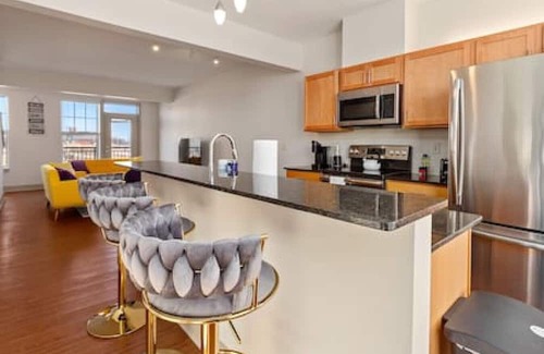 Detroit Apartamento | Corporate Housing by MGM