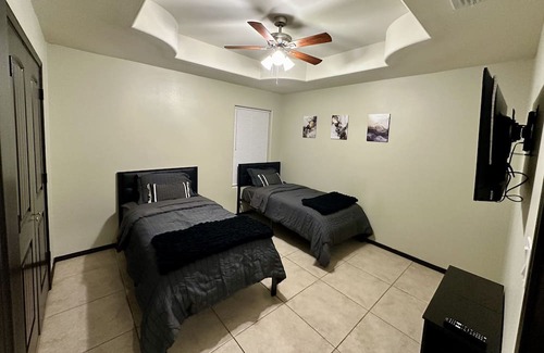 Brownsville Casa | Newly Remodeled Home