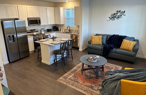 Johnstown Casa | 2 bedroom, 3 bath 2 car garage townhome with a short drive to everywhere