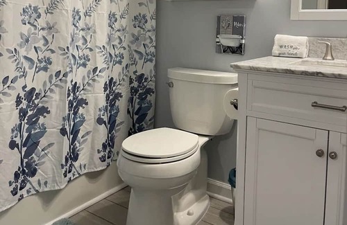 Lowell Casa | Cozy 3bdrm home minutes to Charlotte