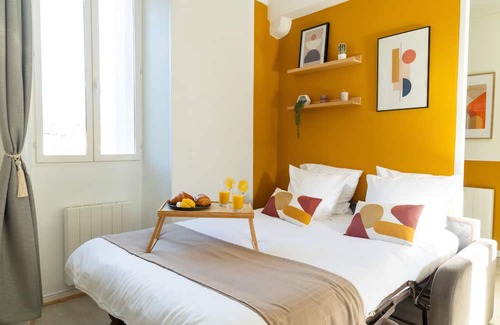 Cires-Les-Mello Apartamento | Le Yellow Vibe - A Deux pas de la Gare, Parking Privé Gratuit, Wi-fi Haut Débit
