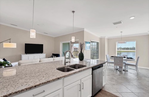 Punta Gorda Condominio | 🥇 Lovely 2bd condo with lanai overlooking golf course (CH1060)