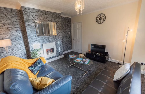 Thornaby On Tees Casa | 3Bed House in Stockton-on-Tees- Free Wifi, Parking
