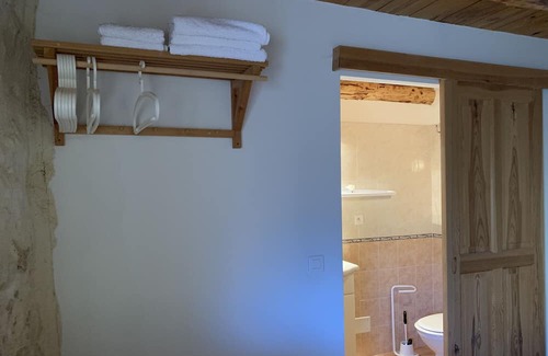 Saint-Sauveur-de-Cruzieres Cabaña | LA PATISSERIE with private terrace and barbecue/shared pool