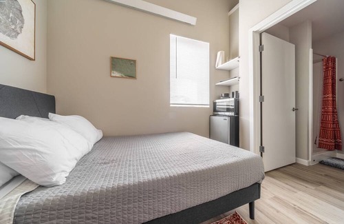 Eastside Apartamento | Near Downtown, Fun Guest Suite