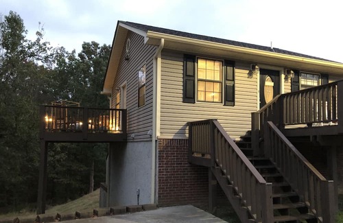 Rossville Cabaña | Enchanted Woods Cottage ~ 10 min St Elmo ~ Hot Tub, Pool, 2 Acres