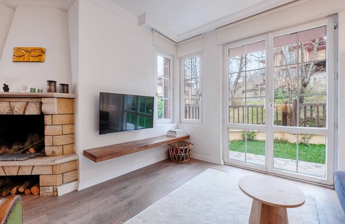 Sapanca Villa | Villa with Spacious Garden in Sapanca