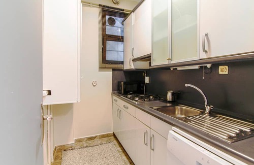 Bebek Apartamento | Modern Flat with Sea View in Bebek