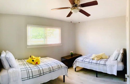 North Clairemont Casa | Cozy Remodeled Central San Diego Home!