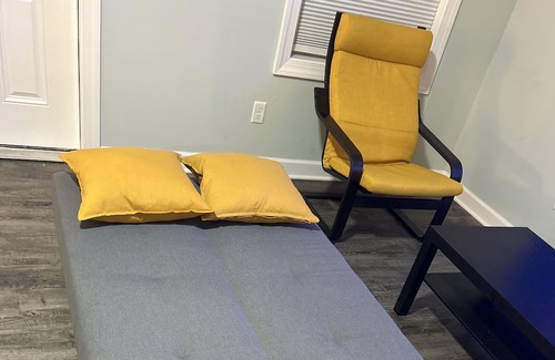 Chesapeake Apartamento | 1QBed 1Bath/Fast WI-FI/No clean Fee/Keyless Entry