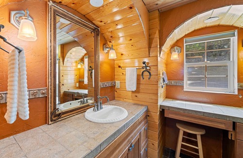 Blairsden-Graeagle Casa | The Meadow House at The Lost Sierra Ranch w/ Fishing Ponds and 1 Mile Riverfront