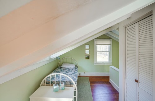 Berkshire Cabaña | Cozy Berkshires Cottage w/ 11 Private Acres!