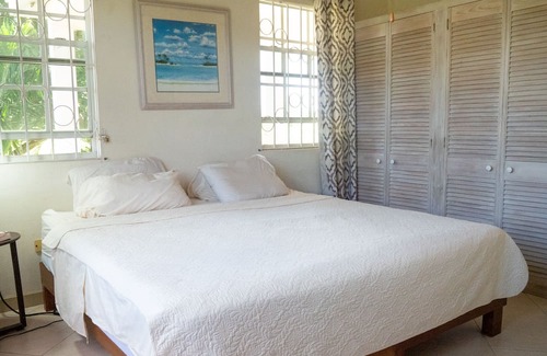 Nesfield Casa | Breezy Getaway with a View