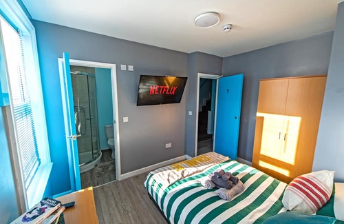 Maidstone Casa | Premium Double Rooms with free Wi-Fi