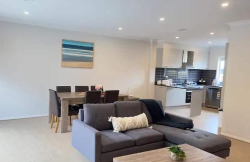 Manor Lakes Casa | Home in Wyndham Vale Manor Lakes Melbourne