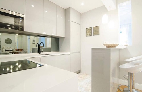 Triángulo Dorado del Arte Apartamento | 4 bedrooms 3 bathrooms furnished - Atocha - spacious