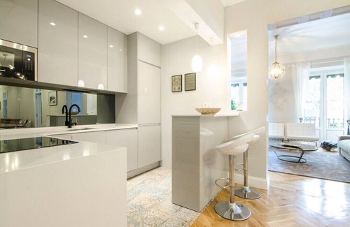 Triángulo Dorado del Arte Apartamento | 4 bedrooms 3 bathrooms furnished - Atocha - spacious