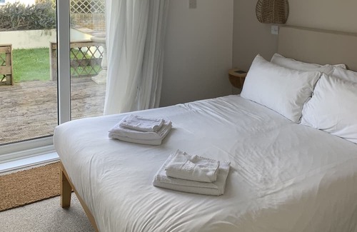 Lusty Glaze Casa | Modern beach house with ocean views, pets more than welcome!