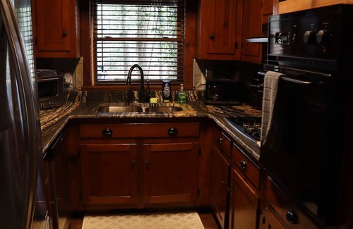 Calhoun Cabina | Holland House Cabin