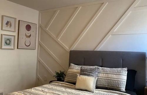 Kamm's Corners Casa | Cozy 3 Bedroom House on the Westside of Cleveland