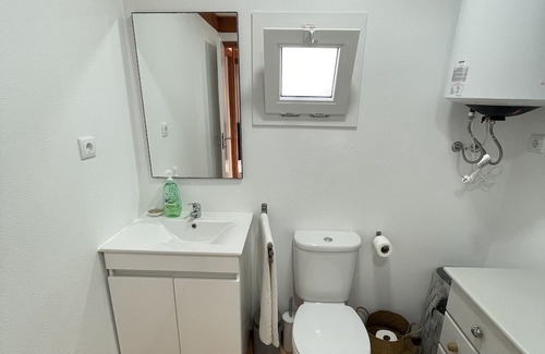 Bouvet Island Cabina | Modern Private Cabin in Praia Da Salema. Ideal for a quiet escape!